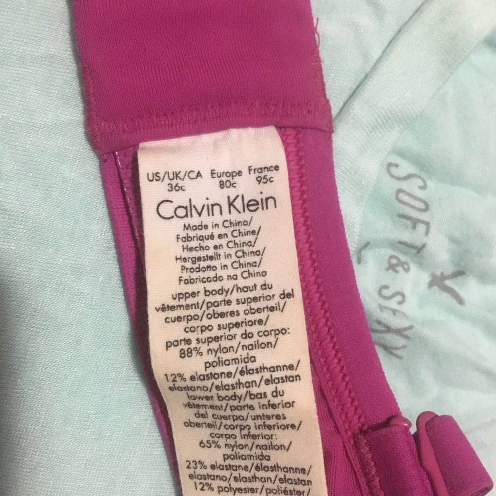 Calvin Klein sport bra 36 C - Picture 3 of 3